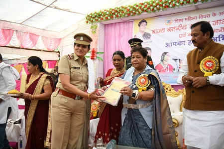 छत्तीसगढ़ की बेटियां अपनी प्रतिभा से दुनिया को कर रहीं चकित 3