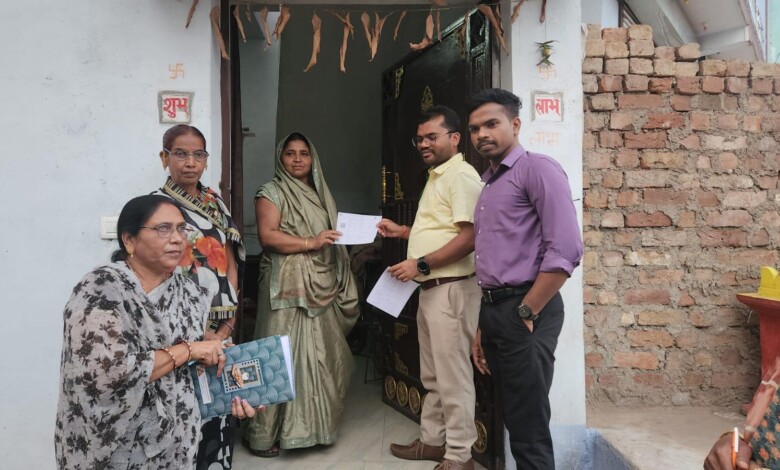 मतदाता पर्ची वितरण की कार्यवाही का अवलोकन 1
