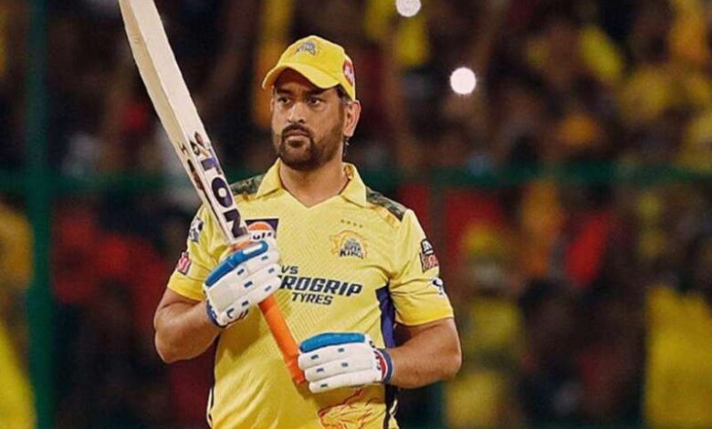 dhoni
